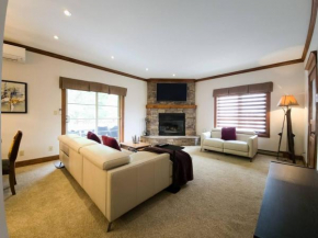 Stunning 3bdr with Private Sauna - Plateau 202-5